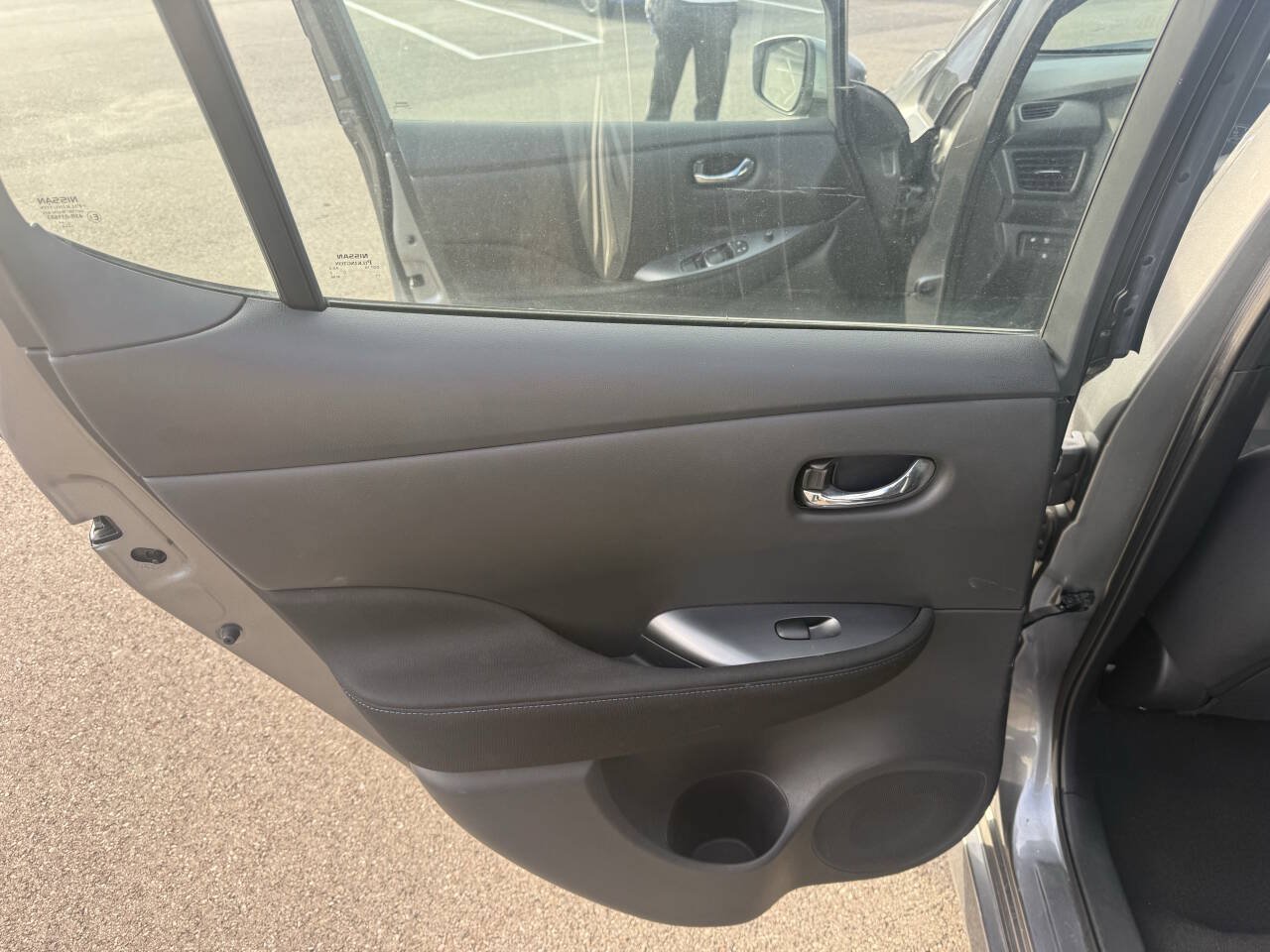 Used 2022 Nissan Leaf S FWD image 19