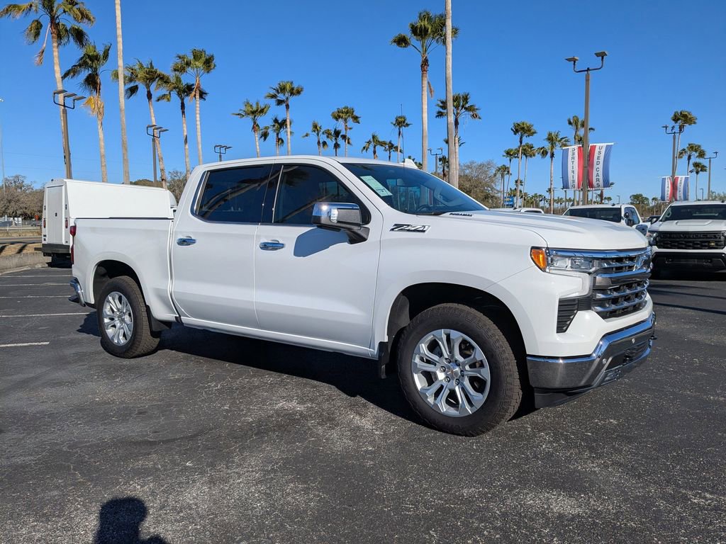 Used 2025 Chevrolet Silverado 1500 LTZ image 2
