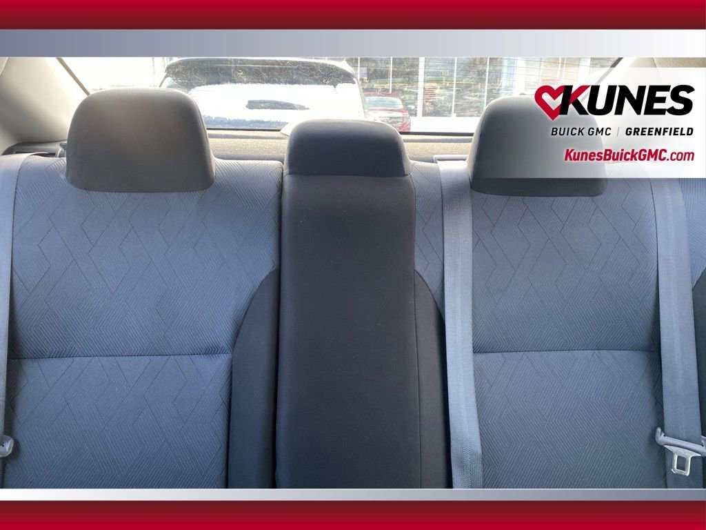 Used 2023 Nissan Versa SV image 30