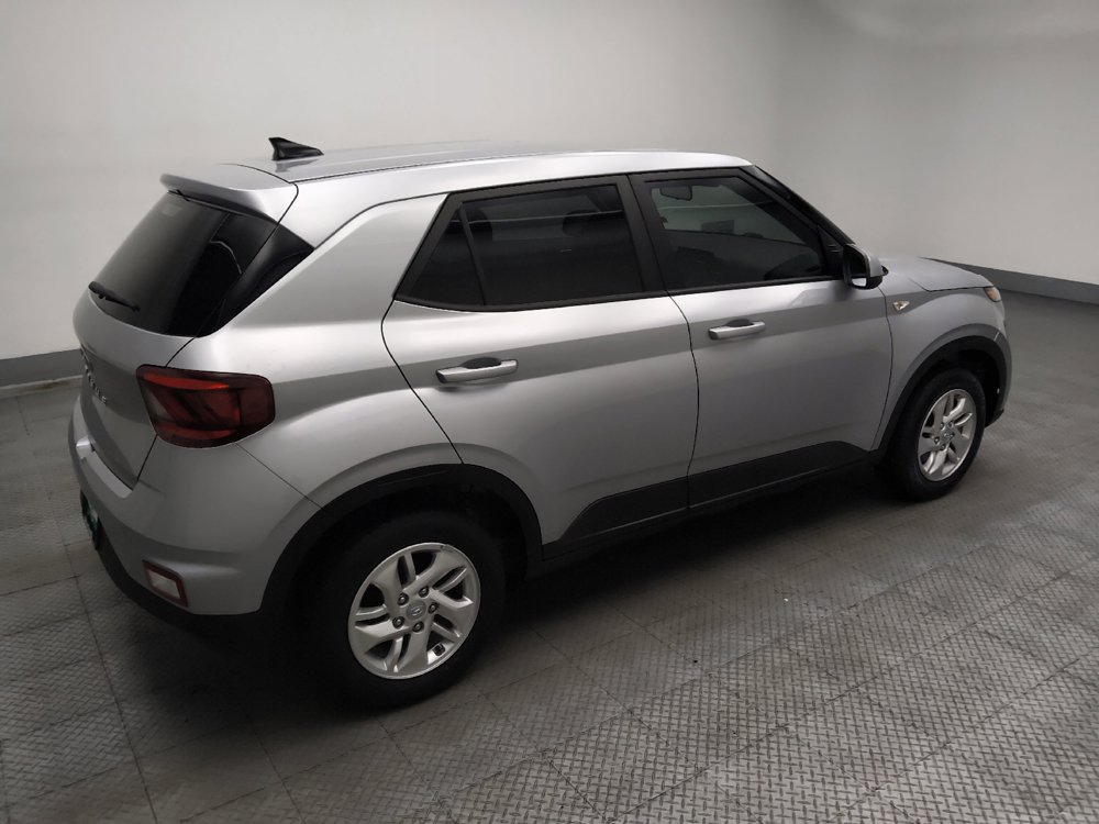 Used 2021 Hyundai Venue SE FWD image 10