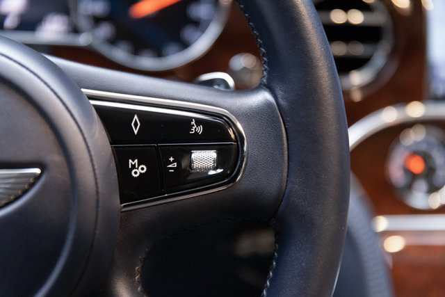 Used 2017 Bentley Mulsanne RWD image 79