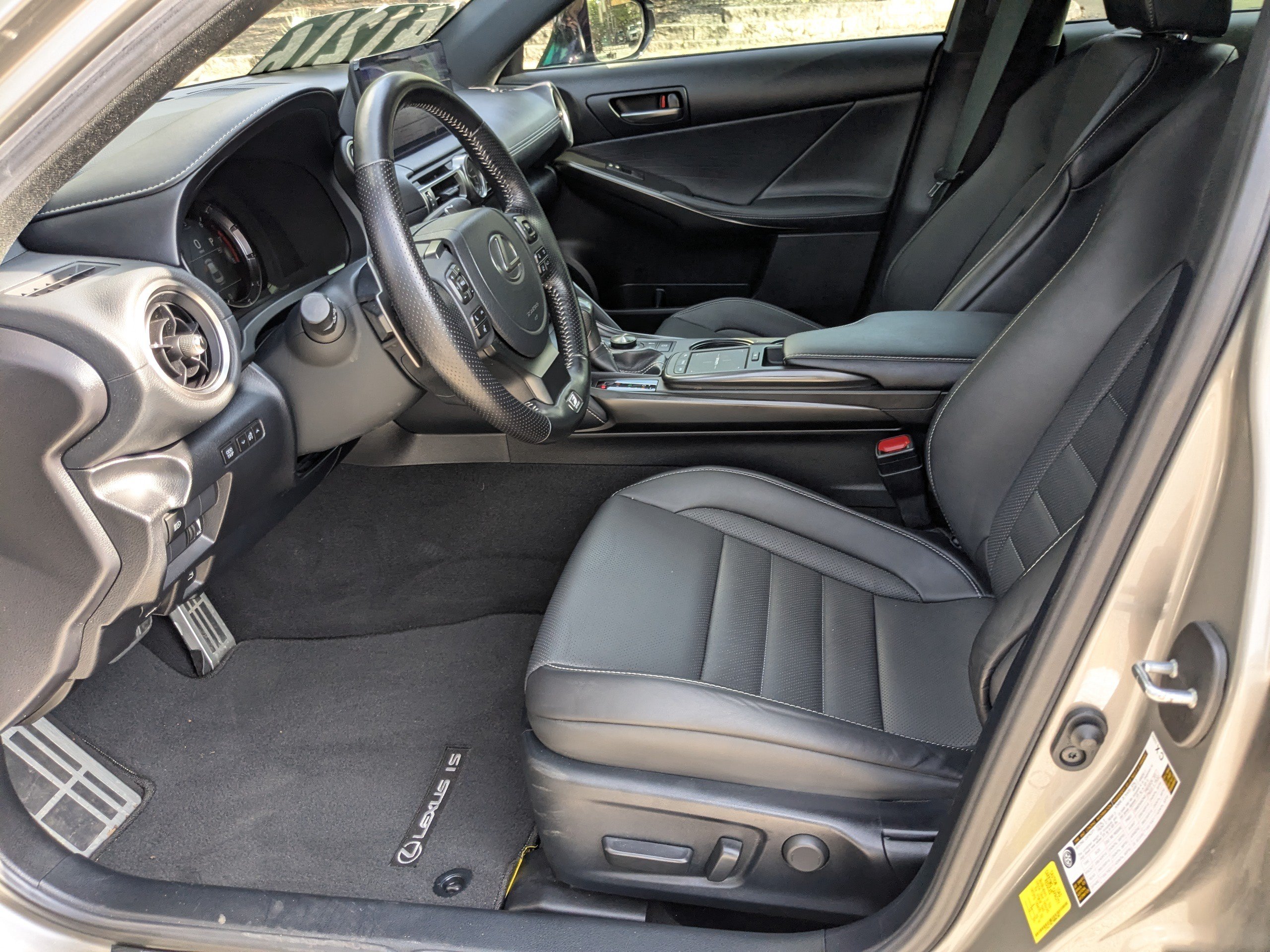 Certified 2021 Lexus IS 350 F Sport w/ Navigation Package RWD image 5