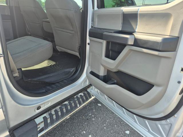 Used 2015 Ford F150 XLT w/ Equipment Group 302A Luxury AWD/4WD image 8