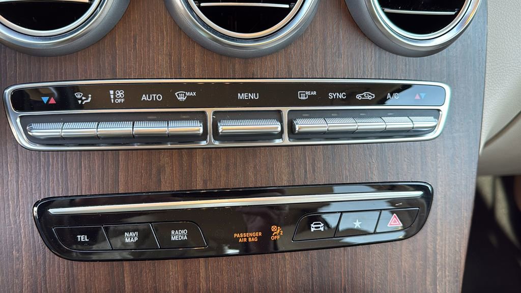 Certified 2022 Mercedes-Benz GLC 300 4MATIC image 33