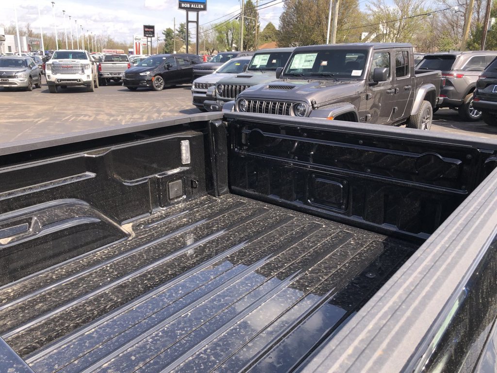 New 2026 Jeep Gladiator Sport AWD/4WD image 9