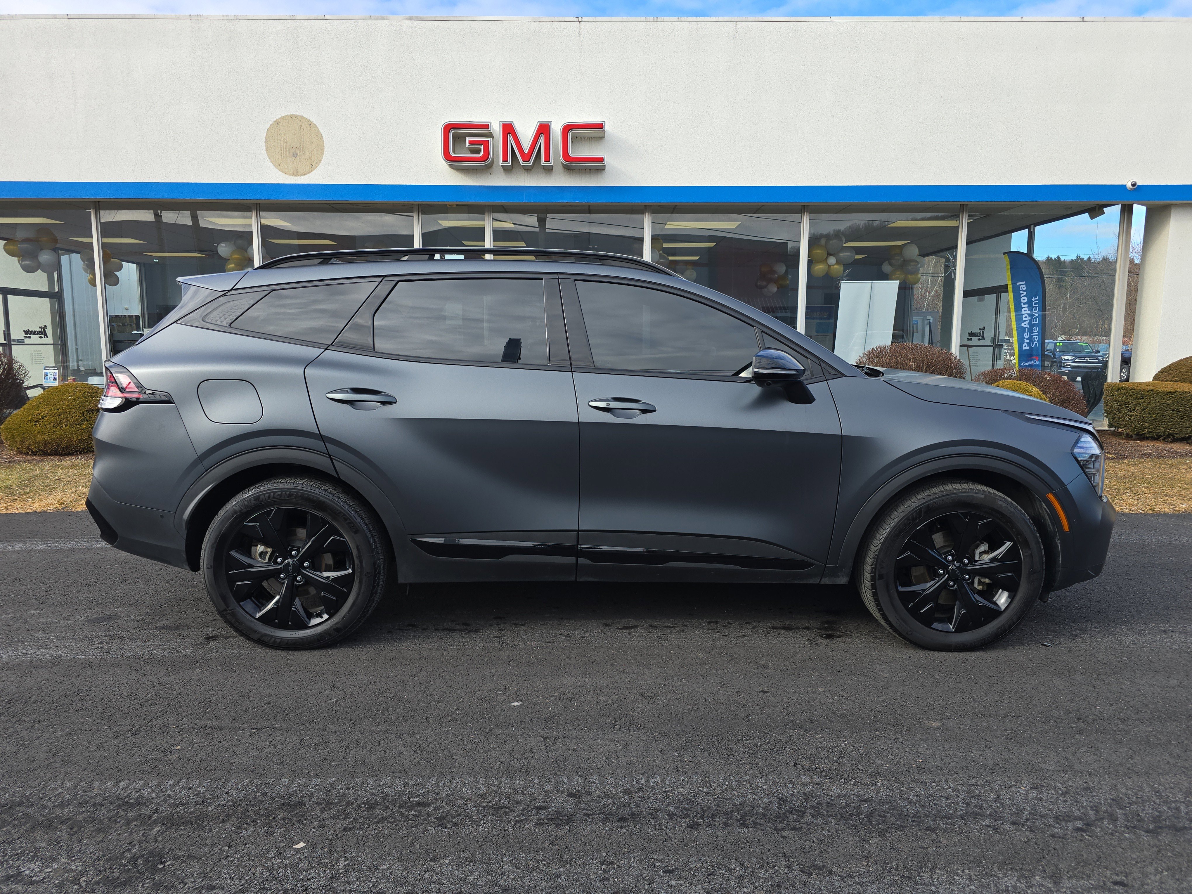 Used 2025 Kia Sportage X-Line Prestige video 2