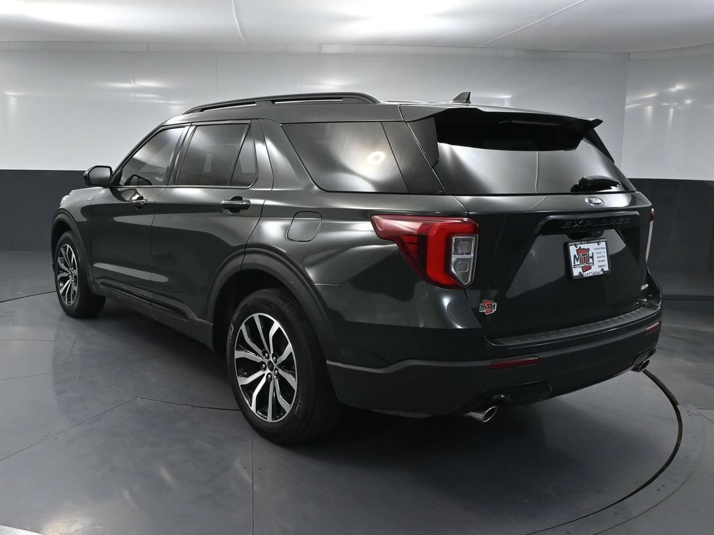 Used 2023 Ford Explorer ST-Line AWD/4WD image 8