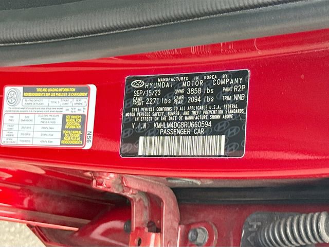 Certified 2024 Hyundai Elantra SEL FWD image 30