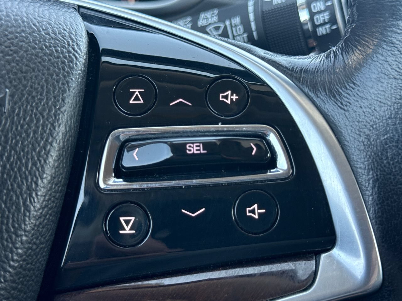 Used 2016 Cadillac SRX Premium w/ LPO, Touring Package AWD/4WD image 28