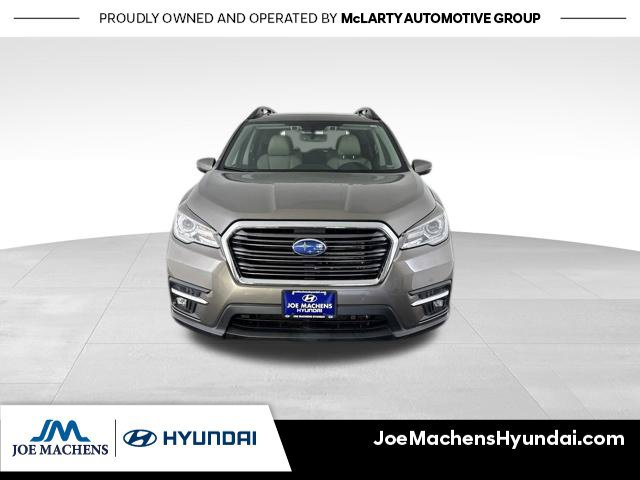 Used 2022 Subaru Ascent Limited w/ Technology Package AWD/4WD image 2