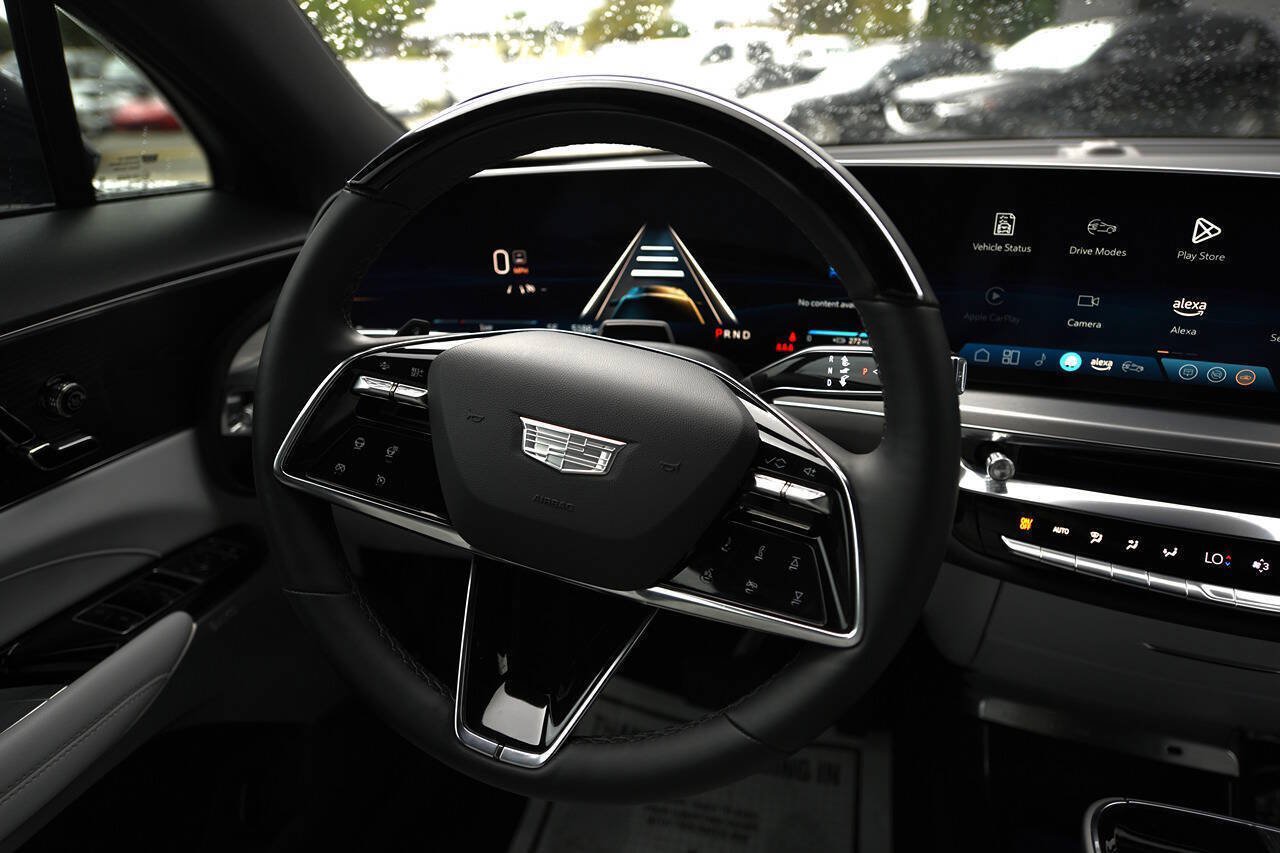 Used 2025 Cadillac Lyriq Sport w/ LPO, Floor Liner Package AWD/4WD image 19