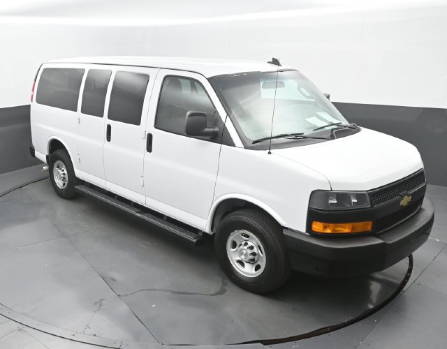 Used 2022 Chevrolet Express 2500 LS w/ Driver Convenience Package RWD image 28