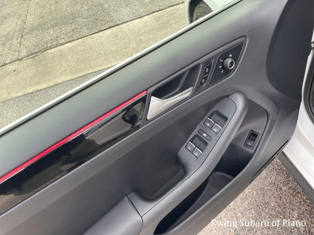 Used 2017 Volkswagen Jetta GLI image 19