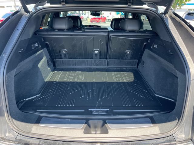 Used 2024 Cadillac Lyriq Luxury w/ LPO, Floor Liner Package AWD/4WD image 24