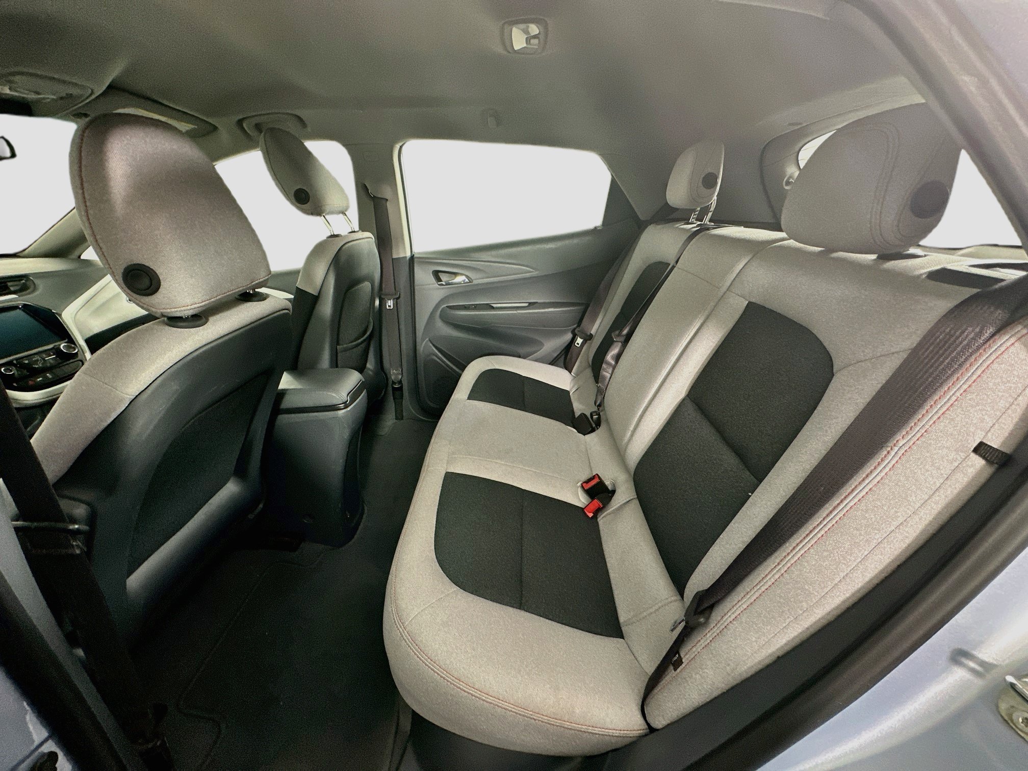Used 2017 Chevrolet Bolt LT FWD image 26