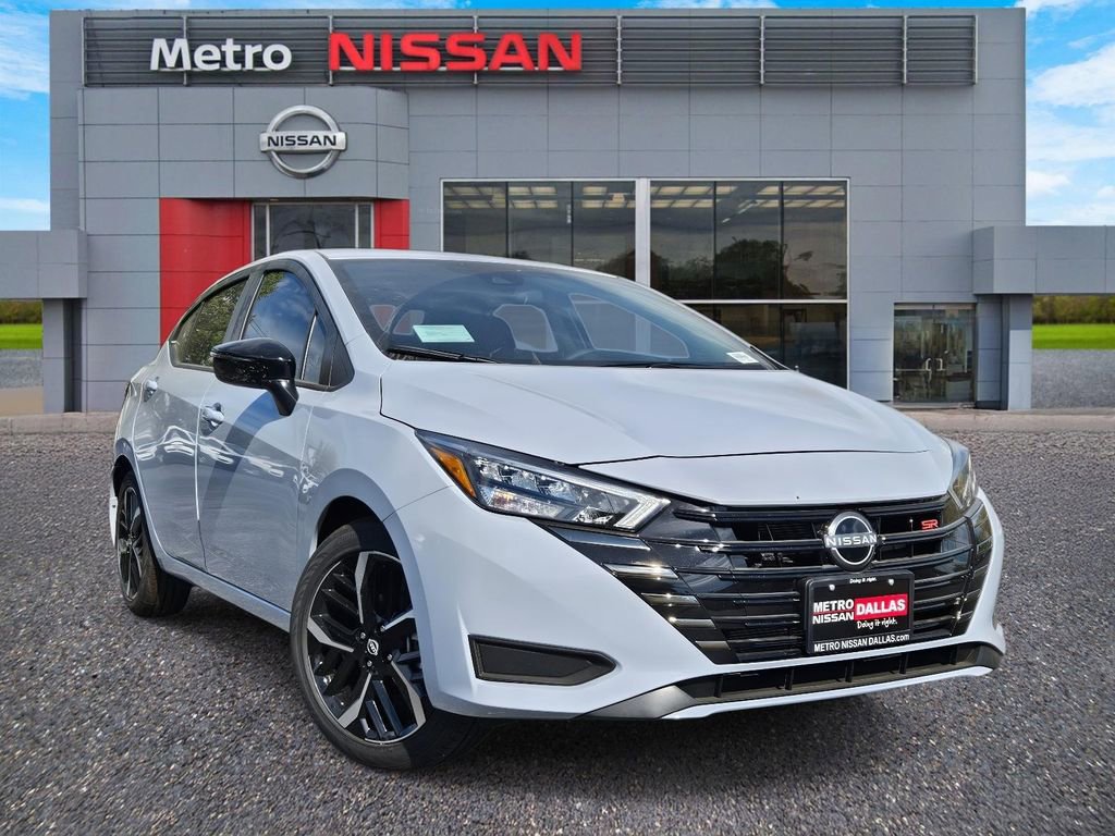 New 2025 Nissan Versa SR