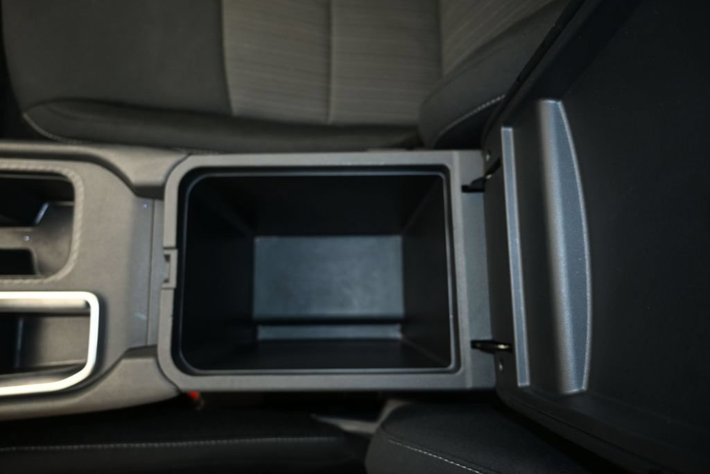 Used 2024 Nissan Sentra SV FWD image 19