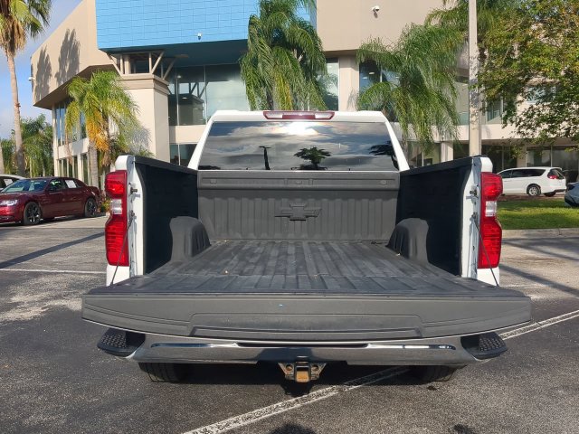 Used 2023 Chevrolet Silverado 1500 LT AWD/4WD image 14