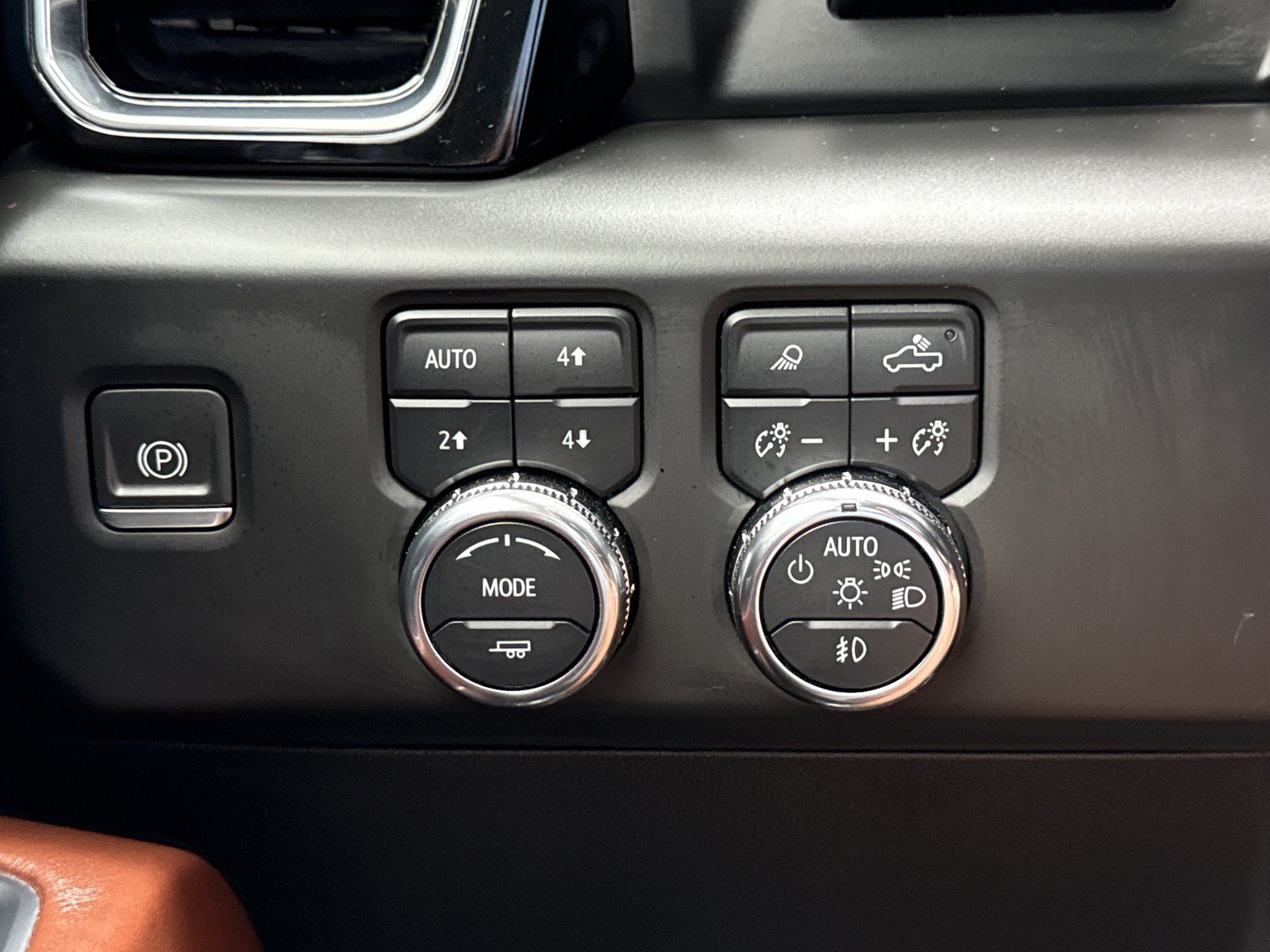 Used 2024 GMC Sierra 1500 Denali Ultimate AWD/4WD image 21
