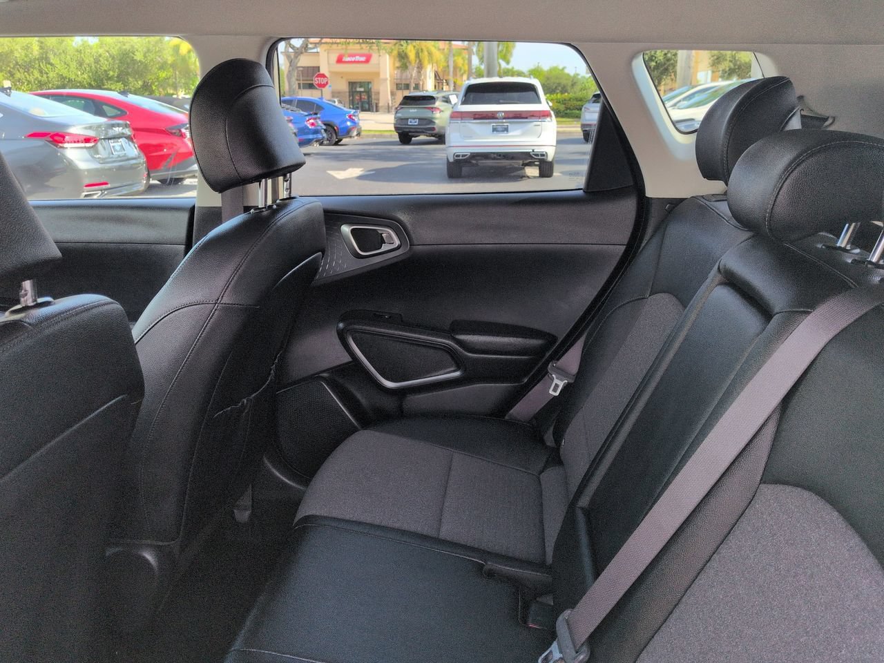 Used 2020 Kia Soul EX w/ Option Group 015 FWD image 13