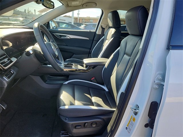 Certified 2025 Buick Envision Sport Touring image 13