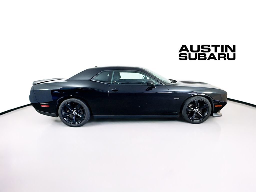 Used 2019 Dodge Challenger R/T w/ Driver Convenience Group image 8