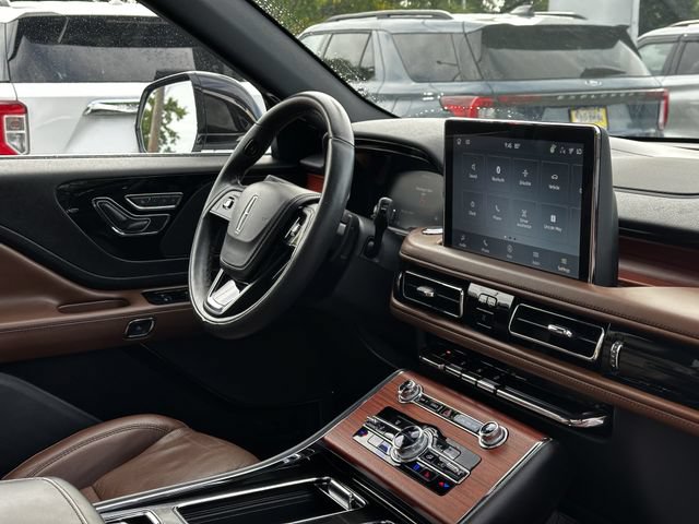 Certified 2024 Lincoln Aviator Reserve w/ Equipment Group 201A AWD/4WD image 33