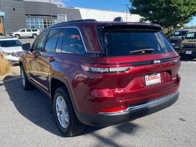New 2025 Jeep Grand Cherokee Laredo X w/ Luxury Tech Group I AWD/4WD image 5
