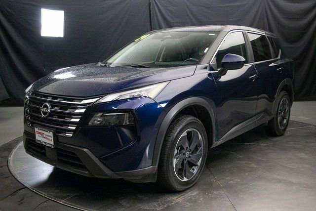 Used 2024 Nissan Rogue SV image 6