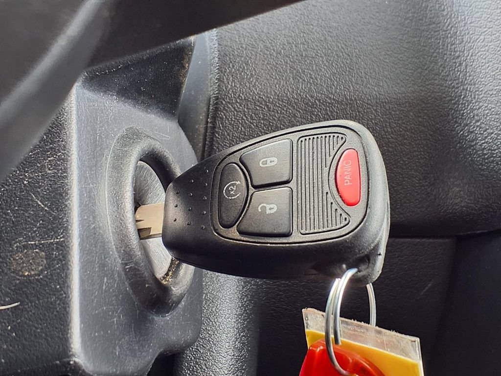 Used 2017 Jeep Patriot High Altitude FWD image 7