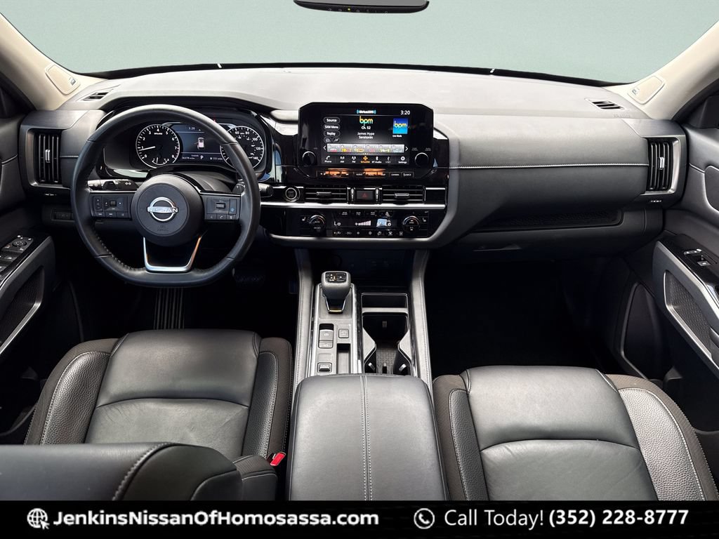 Certified 2022 Nissan Pathfinder SL w/ SL Premium Package FWD image 25