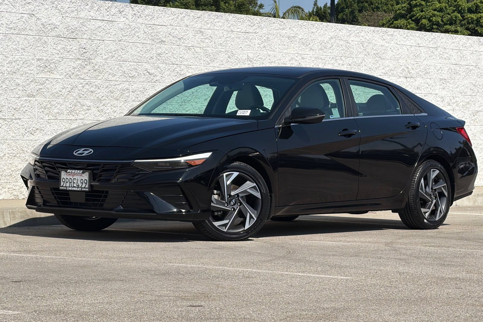 Used 2024 Hyundai Elantra Limited FWD image 8