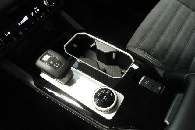 New 2026 Mitsubishi Outlander SE FWD image 14