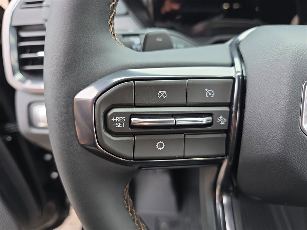 New 2026 GMC Acadia AT4 w/ Luxury Package image 18