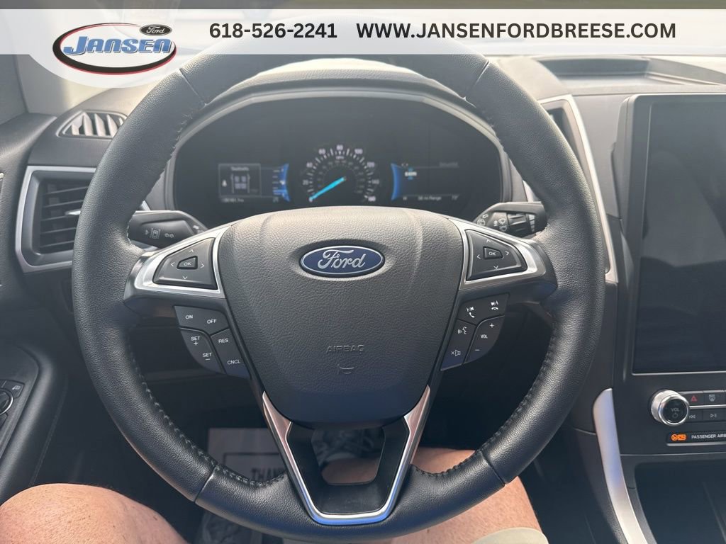 Used 2024 Ford Edge SEL w/ Convenience Package AWD/4WD image 16