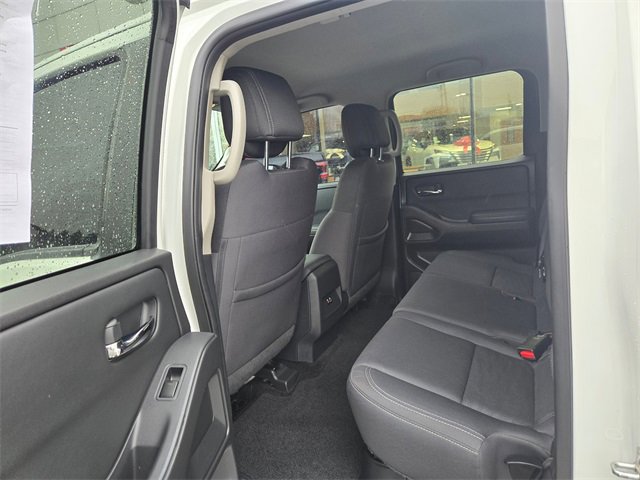 Used 2022 Nissan Frontier SV image 15