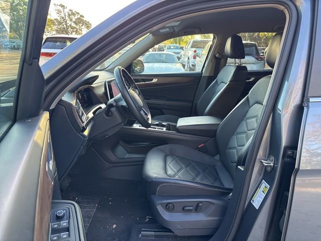Used 2024 Volkswagen Atlas SE image 5