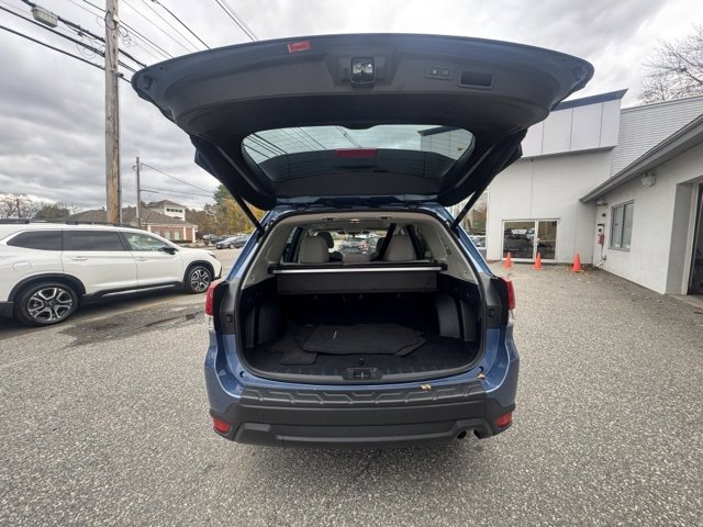 Used 2023 Subaru Forester Premium image 11