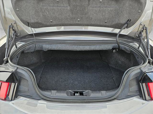 Used 2024 Ford Mustang GT Premium image 18