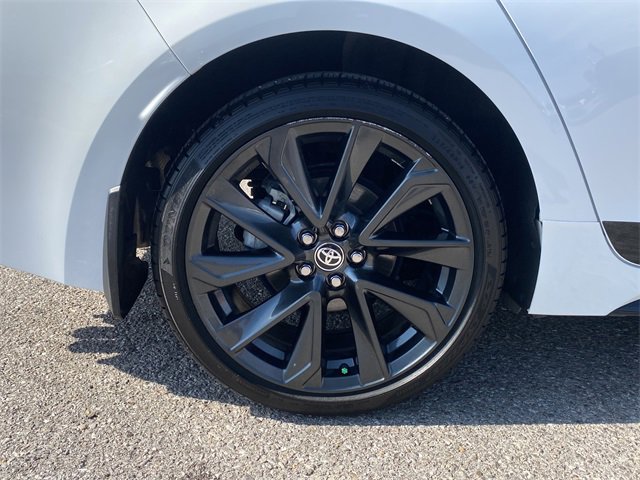 Used 2025 Toyota Corolla SE image 9