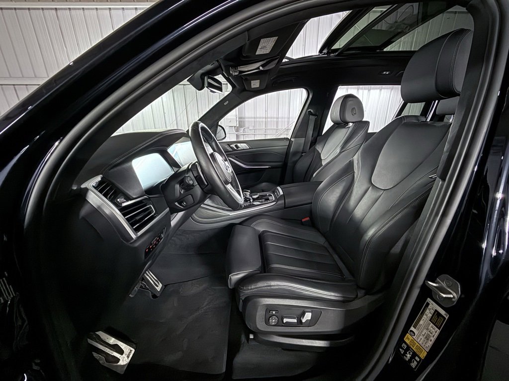 Used 2022 BMW X7 xDrive40i w/ M Sport Package image 19