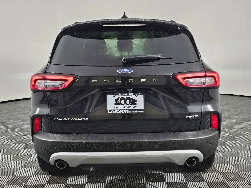 Used 2024 Ford Escape Platinum image 4