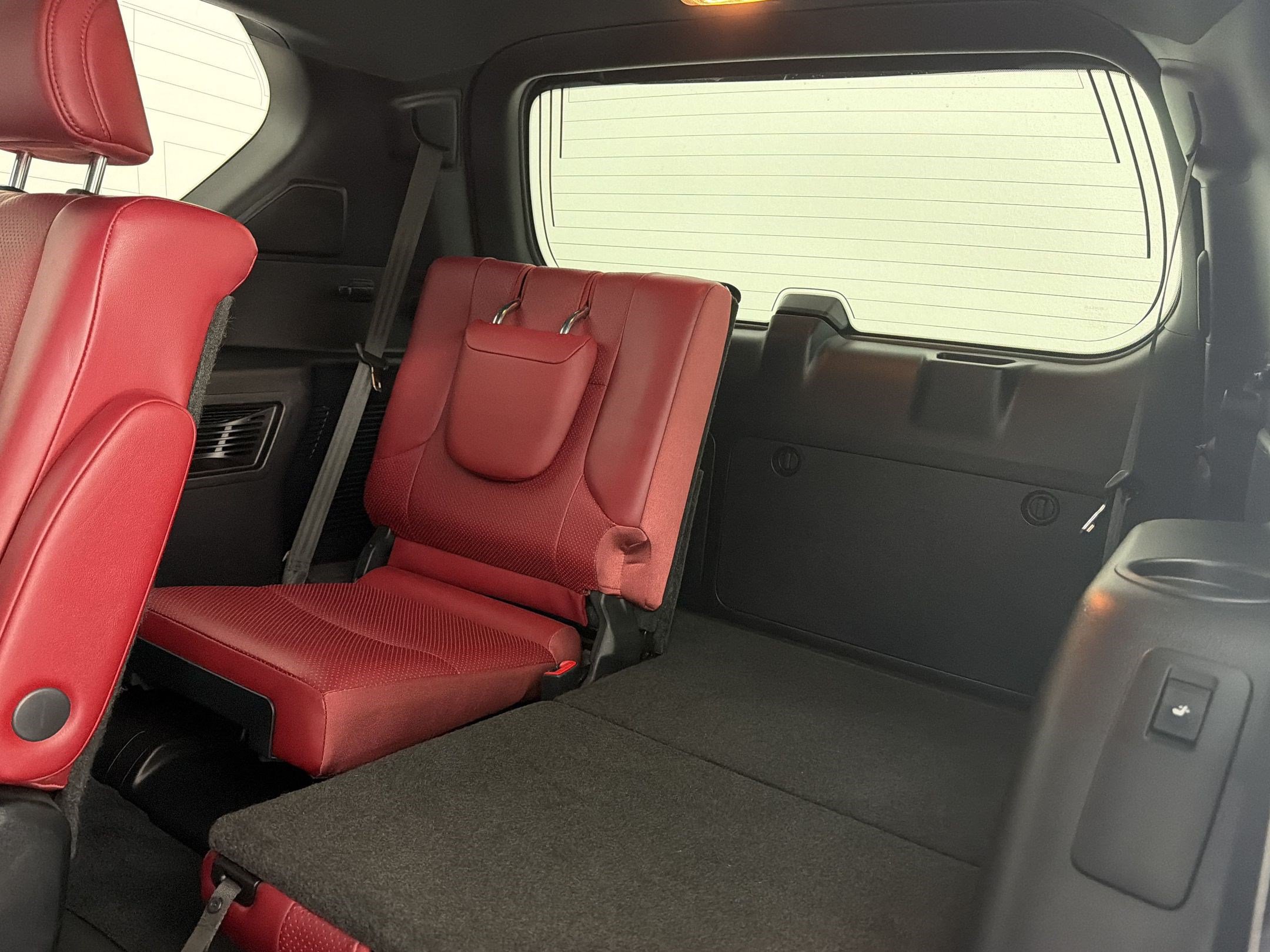 Certified 2023 Lexus GX 460 Luxury w/ Sport Design Package AWD/4WD image 32