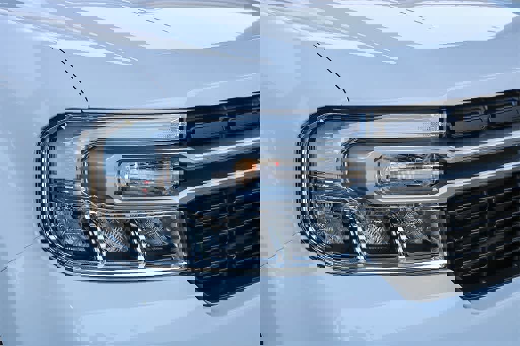 New 2024 Ford Maverick Lariat w/ 4K Tow Package image 4