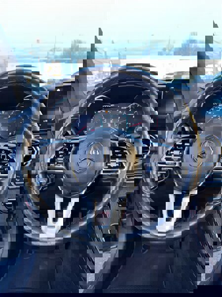 Used 2021 Mercedes-Benz GLC 300 4MATIC image 32