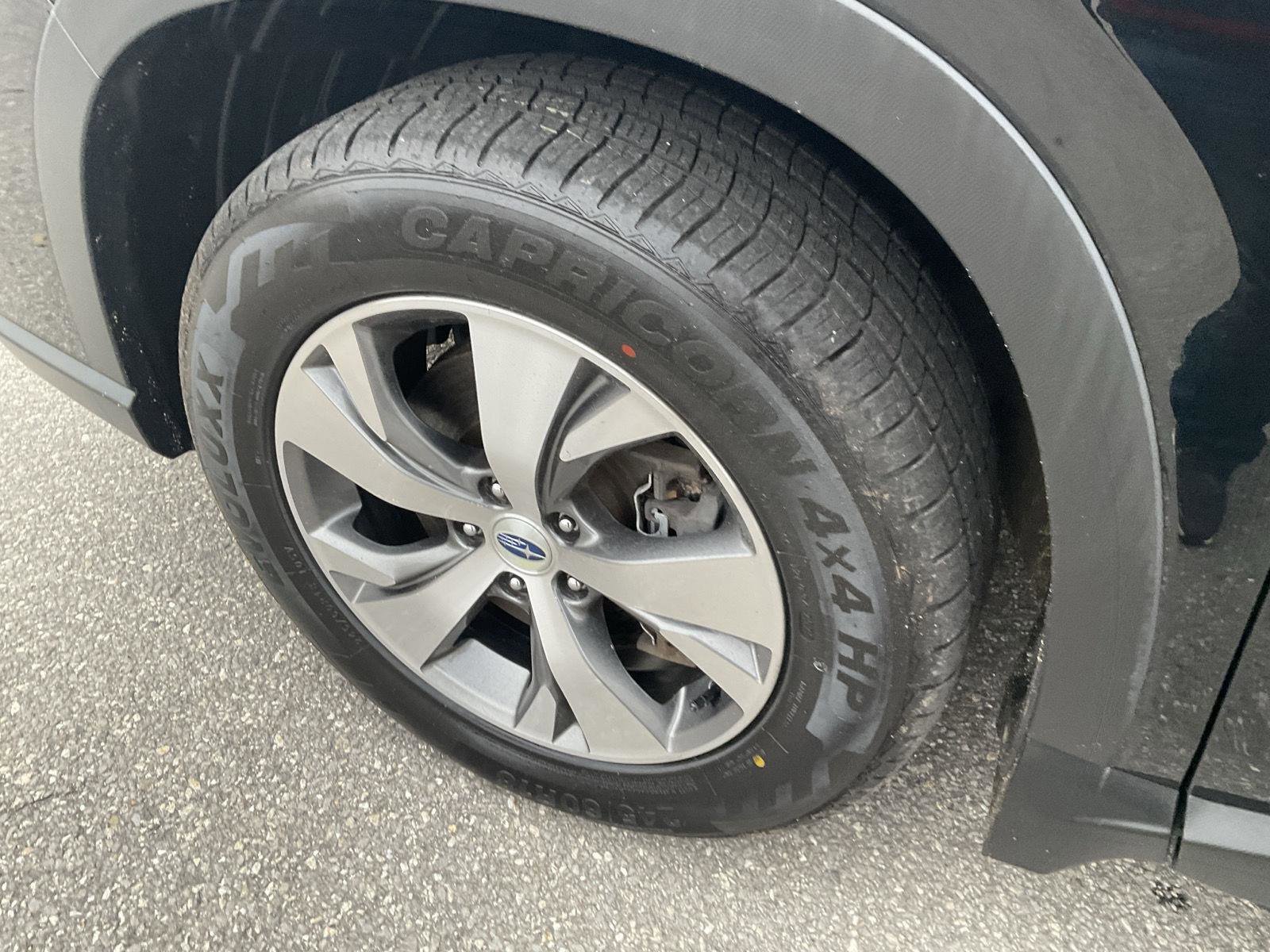 Used 2019 Subaru Ascent Premium image 9