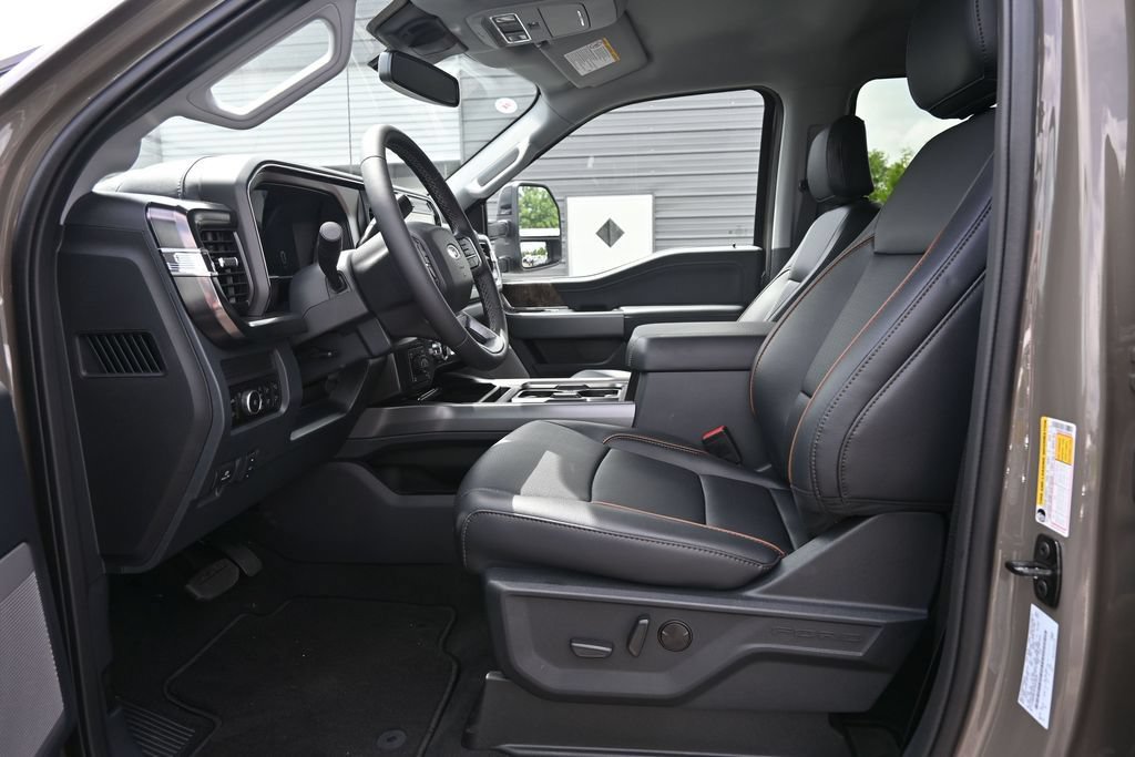 New 2026 Ford F350 Lariat w/ Tremor Off-Road Package AWD/4WD image 16