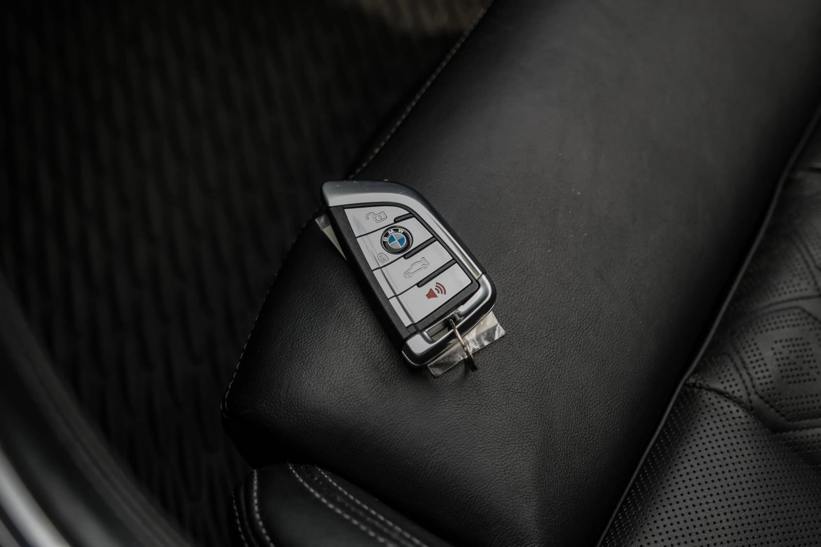 Used 2022 BMW M8 Gran Coupe xDrive Competition w/ M Carbon Exterior Package AWD/4WD image 66