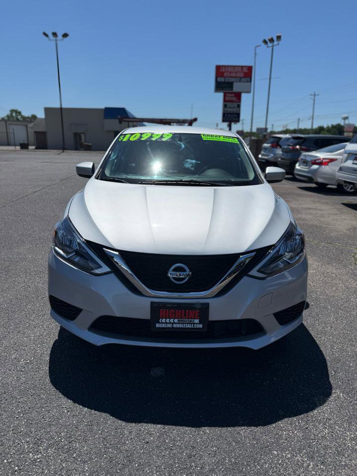 Used 2018 Nissan Sentra SV FWD image 3