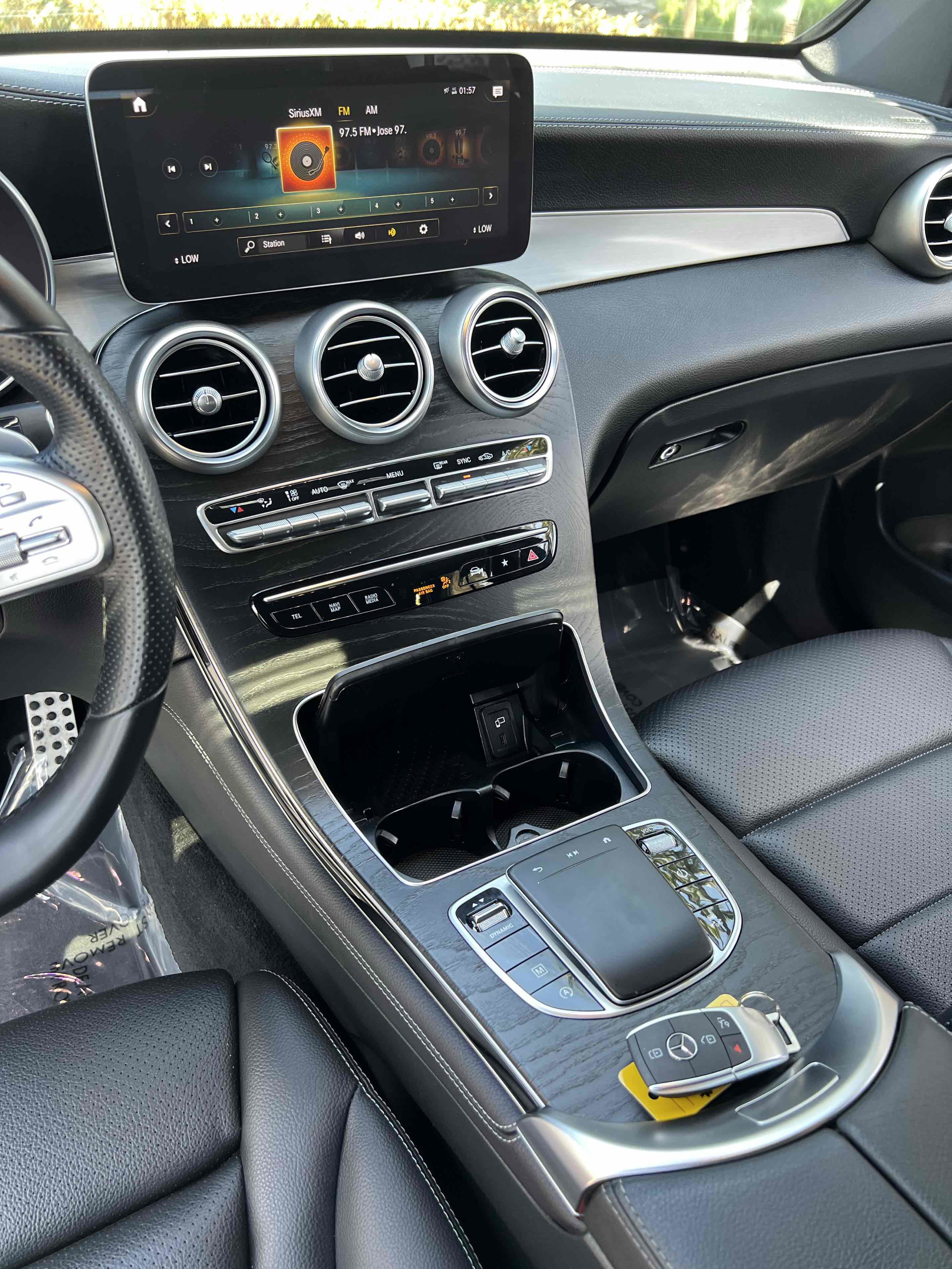 Used 2020 Mercedes-Benz GLC 300 4MATIC Coupe image 28